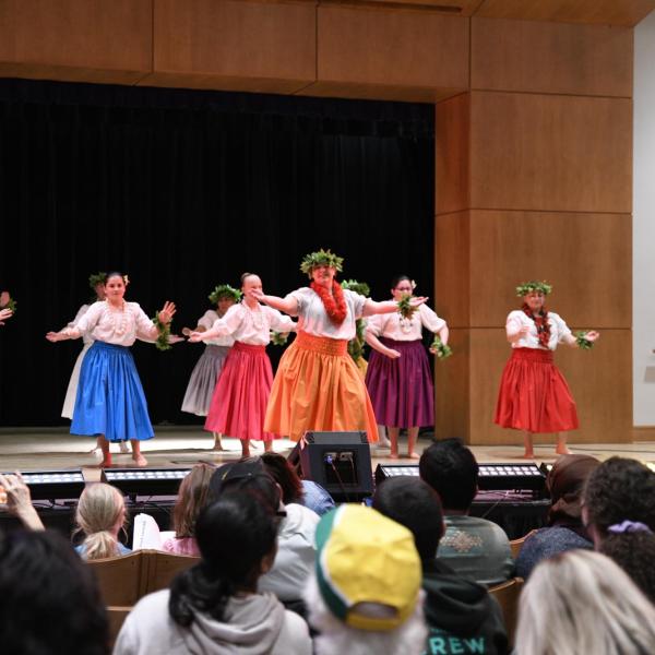 Dancers on the ifest stage