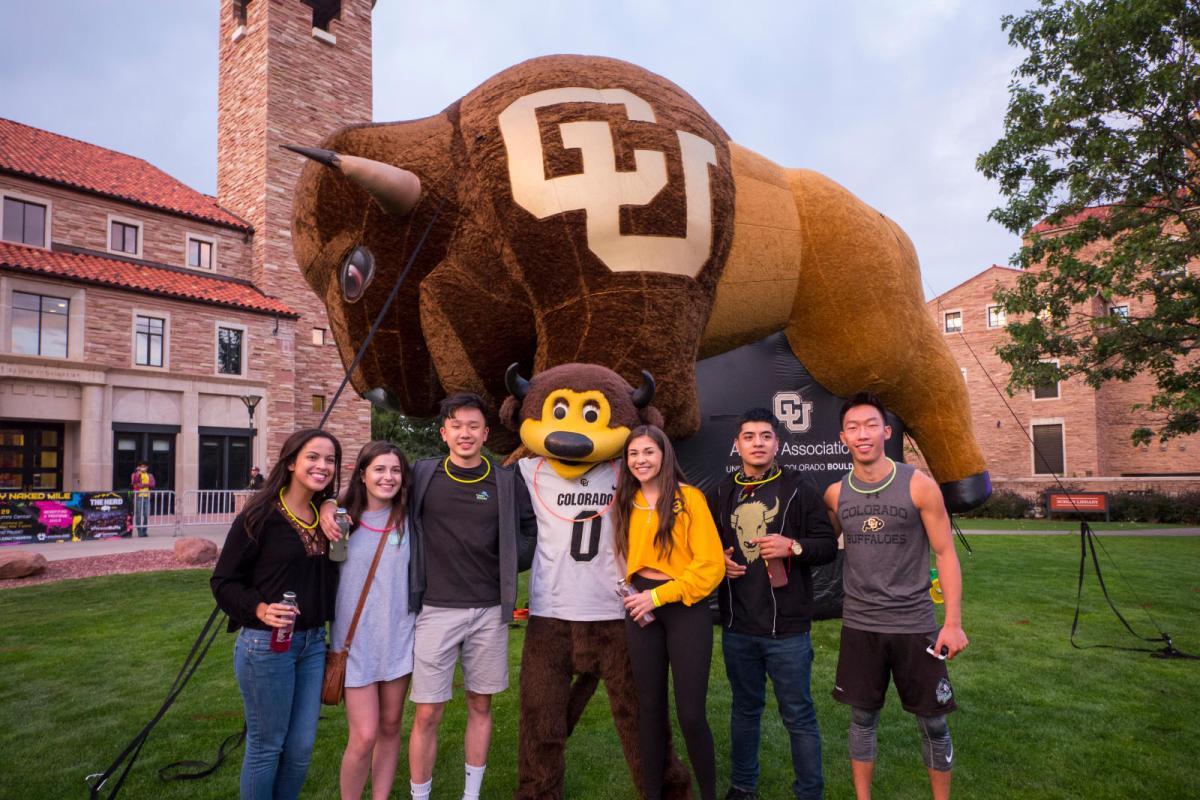 Students Standing with Inflatable Ralphie Buffalo