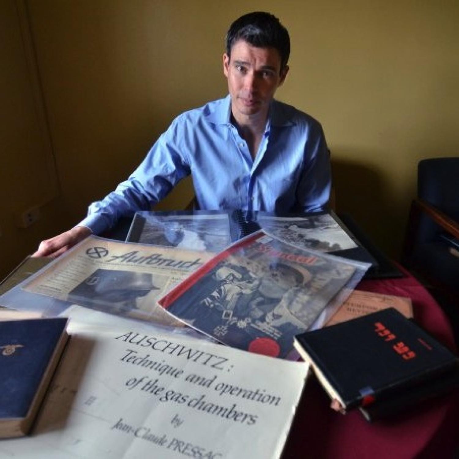 David Shneer with materials from the Mazal Collection