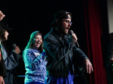 Students performing at the 2017 Hebrew Schmooze-A-Palooza