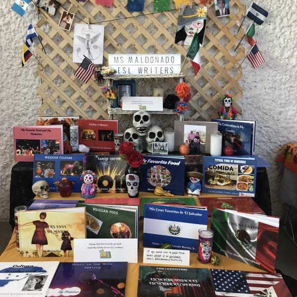 Día de los Muertos altar