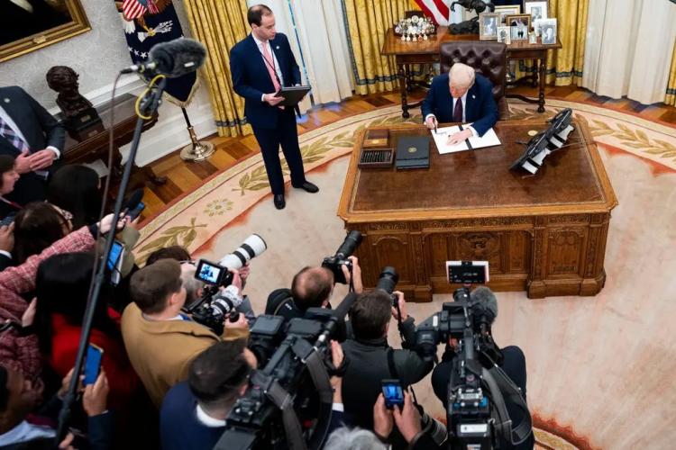 AP in West Wing