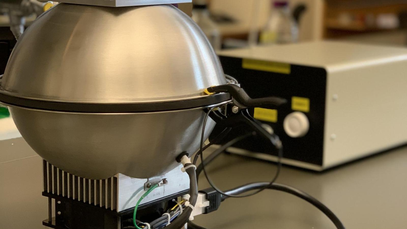 Our plate-based Dendra2 photoconverter