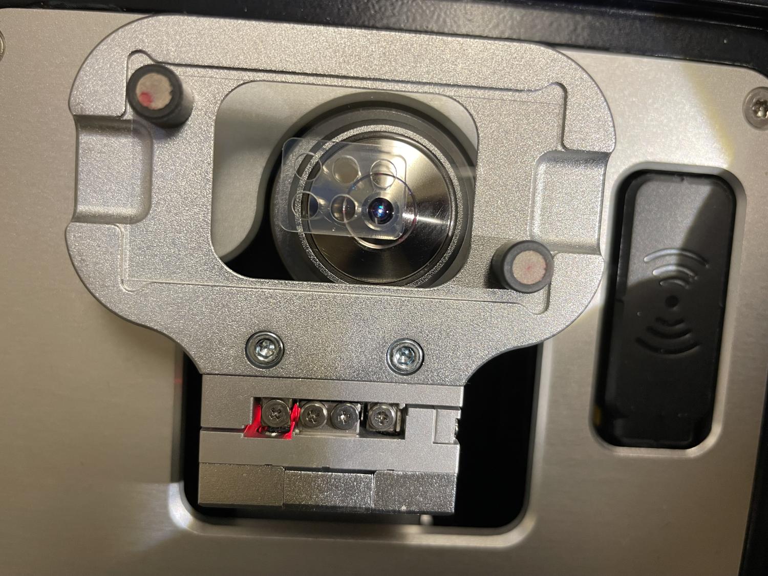 close up of MP sample stage