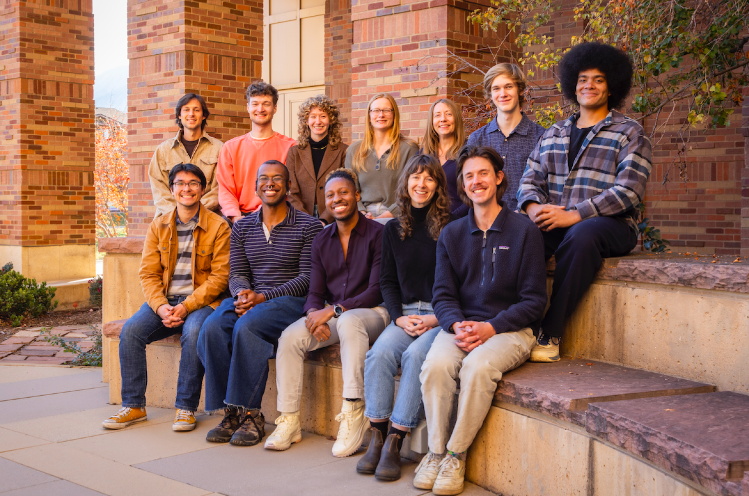 Group photo of the members of the Boulder Bee Lab as of October 2025