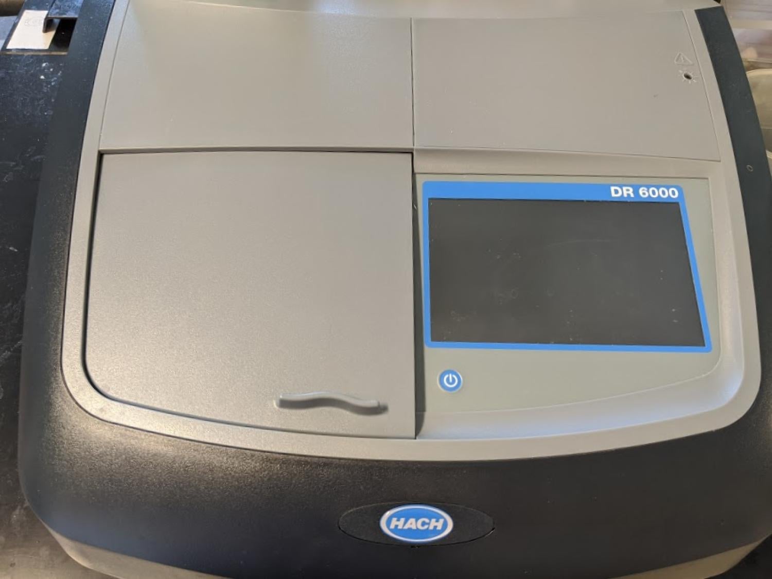 Hach DR6000 UV-VIS Spectrophotometer