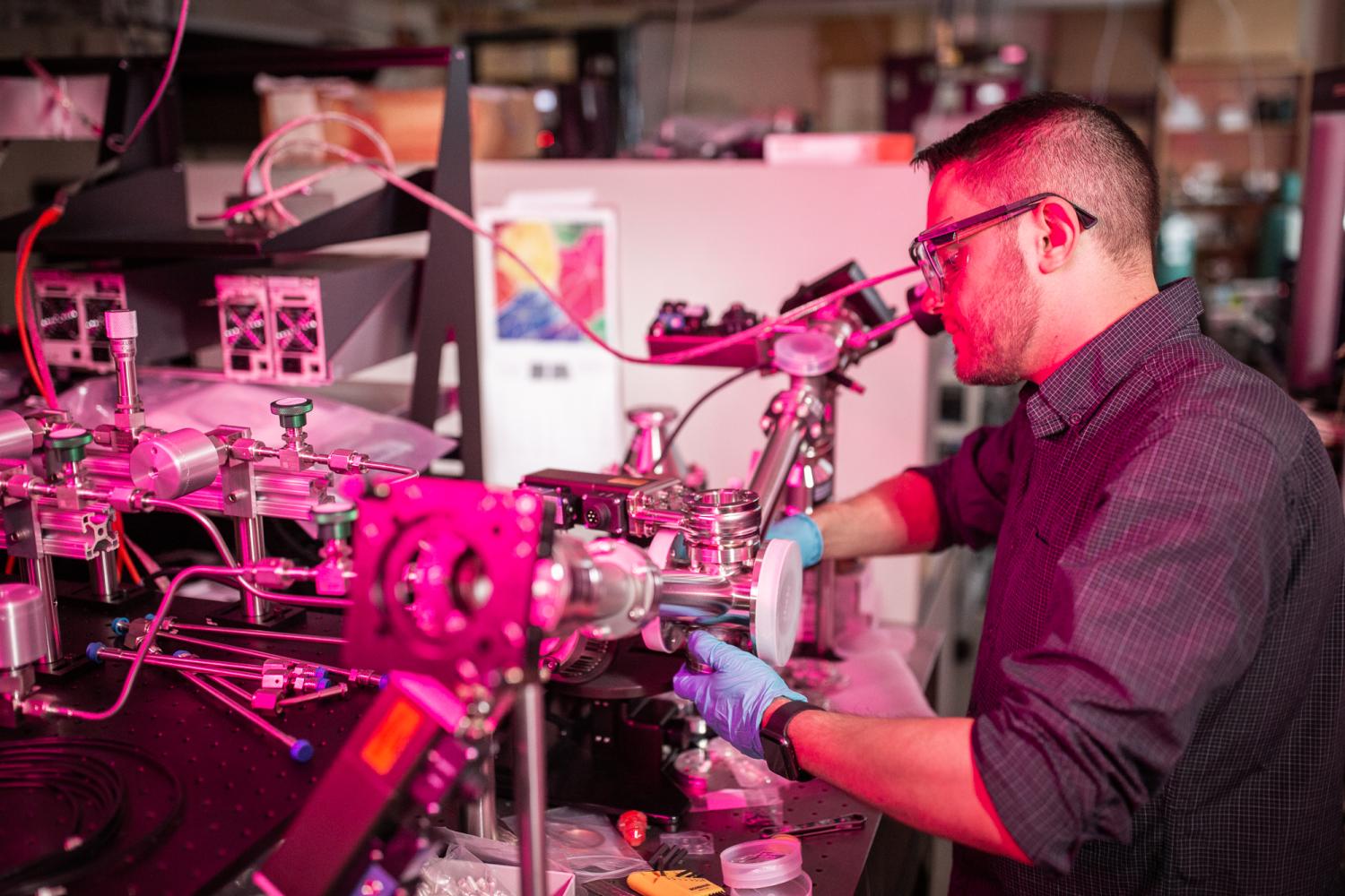 Jonas Gertsch at Hot-Wall Viscous-Flow Reactor with iSE; Electron-Enhanced Atomic Layer Deposition, In Situ, Spectroscopic Ellipsometry