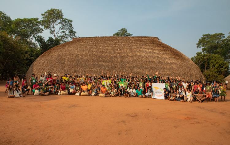 Different members of the Network came together for its 15th anniversary, held in 2022 in the Xingu Indigenous Land. PHOTO: Erick Vesch/ISA/Cama Leão