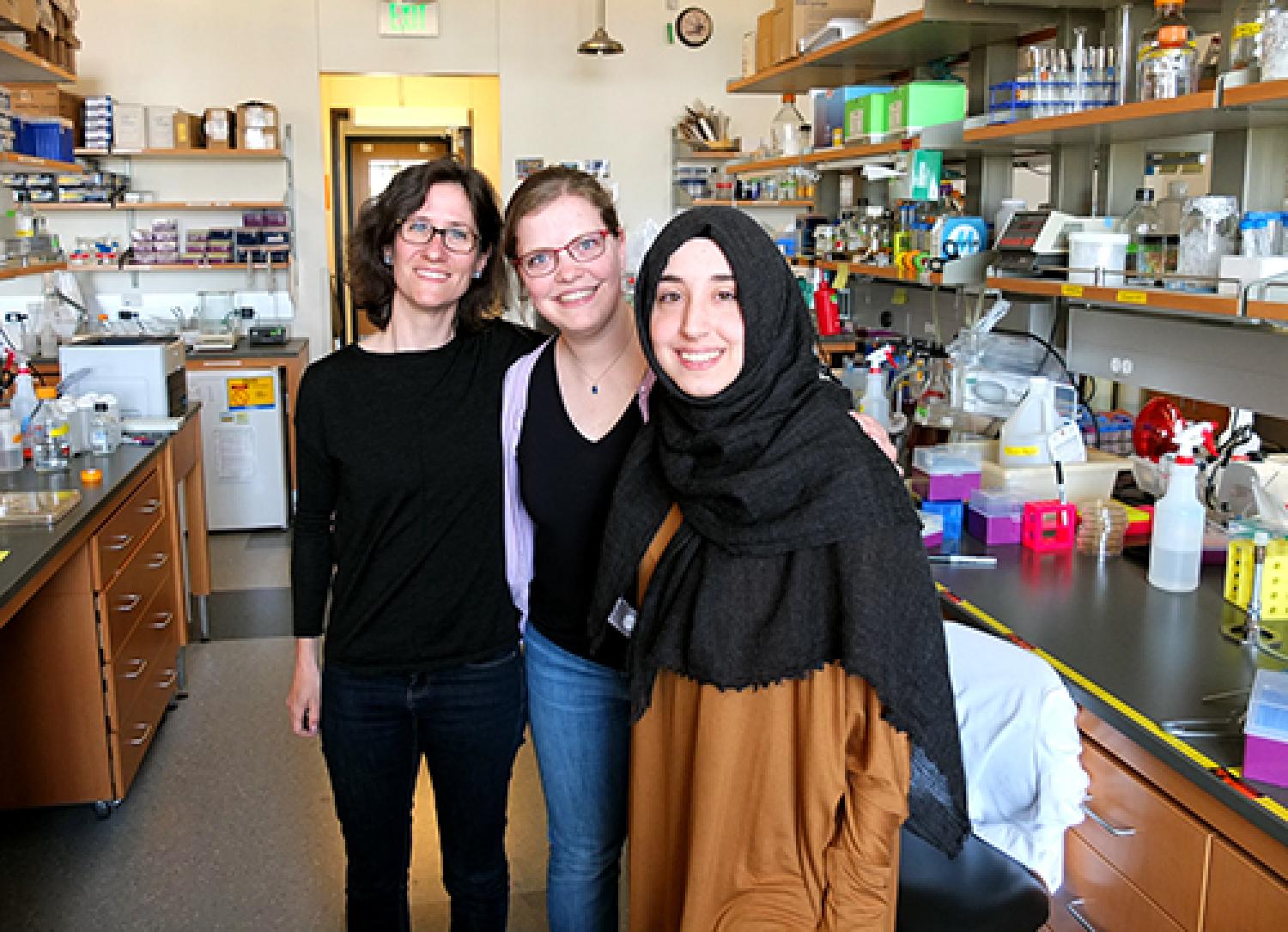 (left to right) Fabrizia, Esther, and Dilara.
