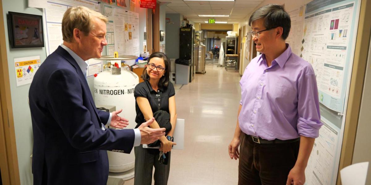 Sen Bennet visit