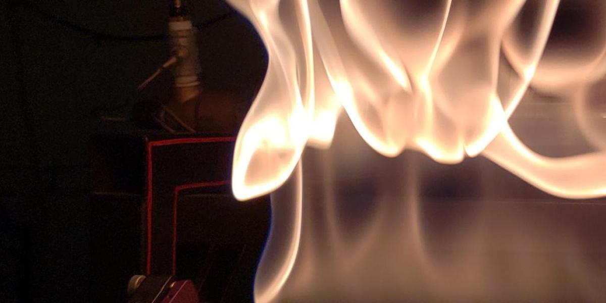 Combustion Banner Rieker
