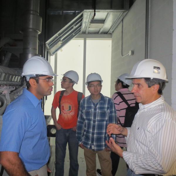 2013.11: Touring the energy and water efficient hotel in Miami Beach, FL designed by our lab member Rey