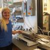 Maila Kodas using the dilatometer.
