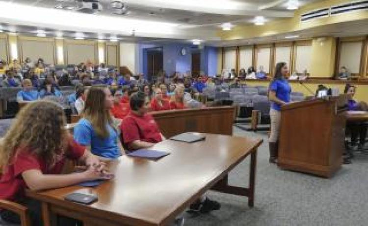Students in Mook court