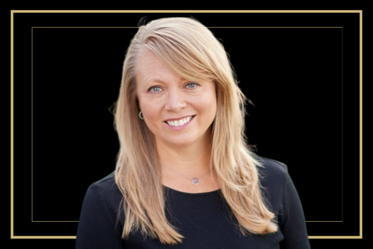 Jennifer Evans headshot on graphic background