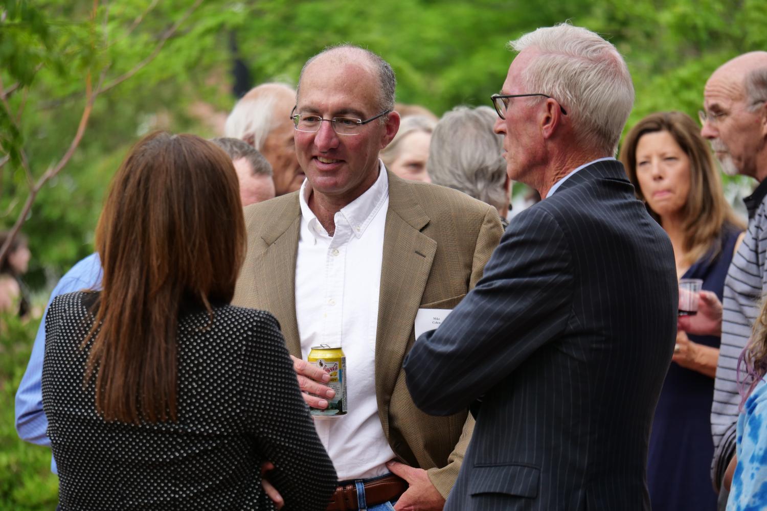 Alumni Chatting