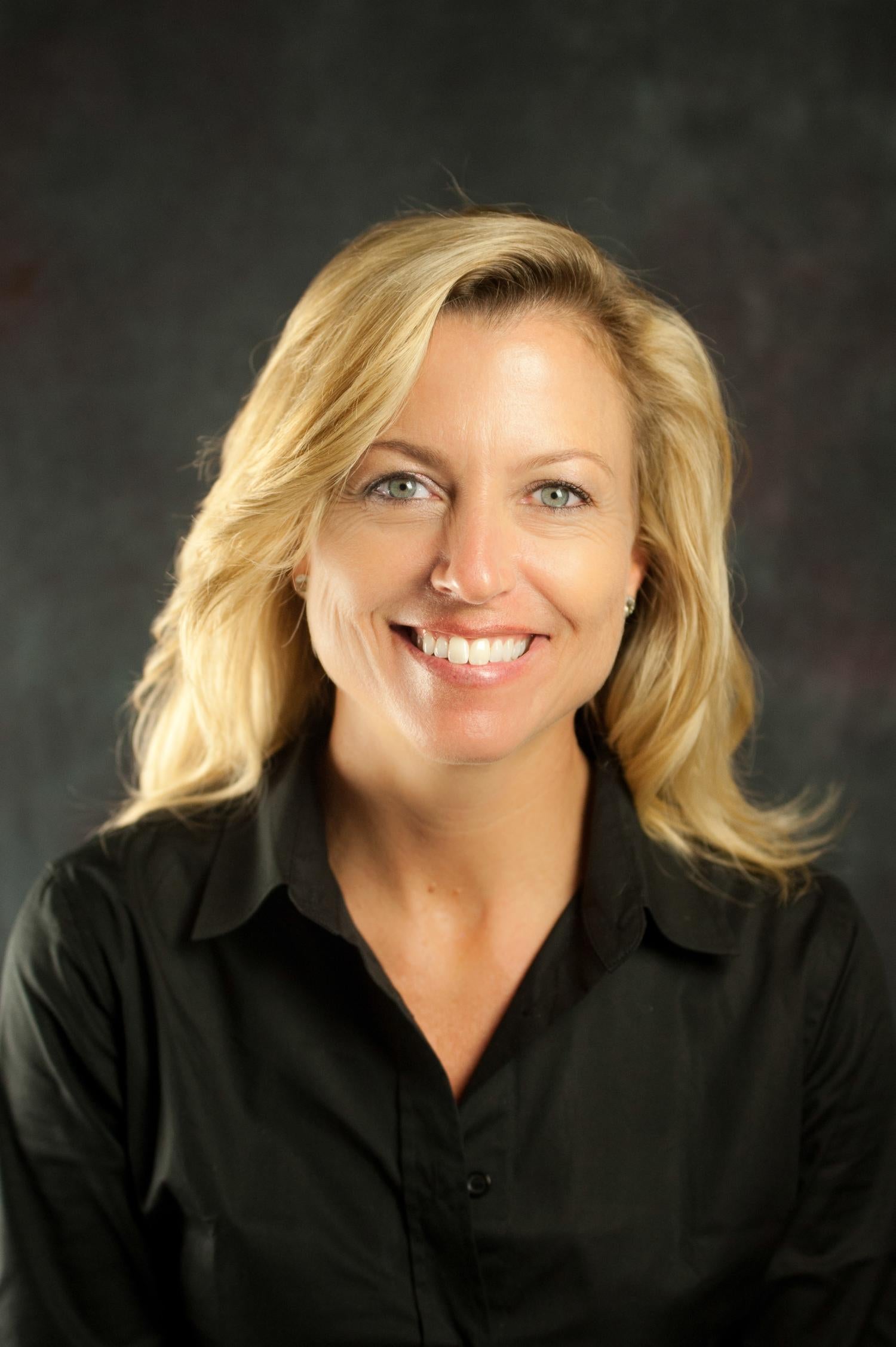 Cindy Caruso Headshot