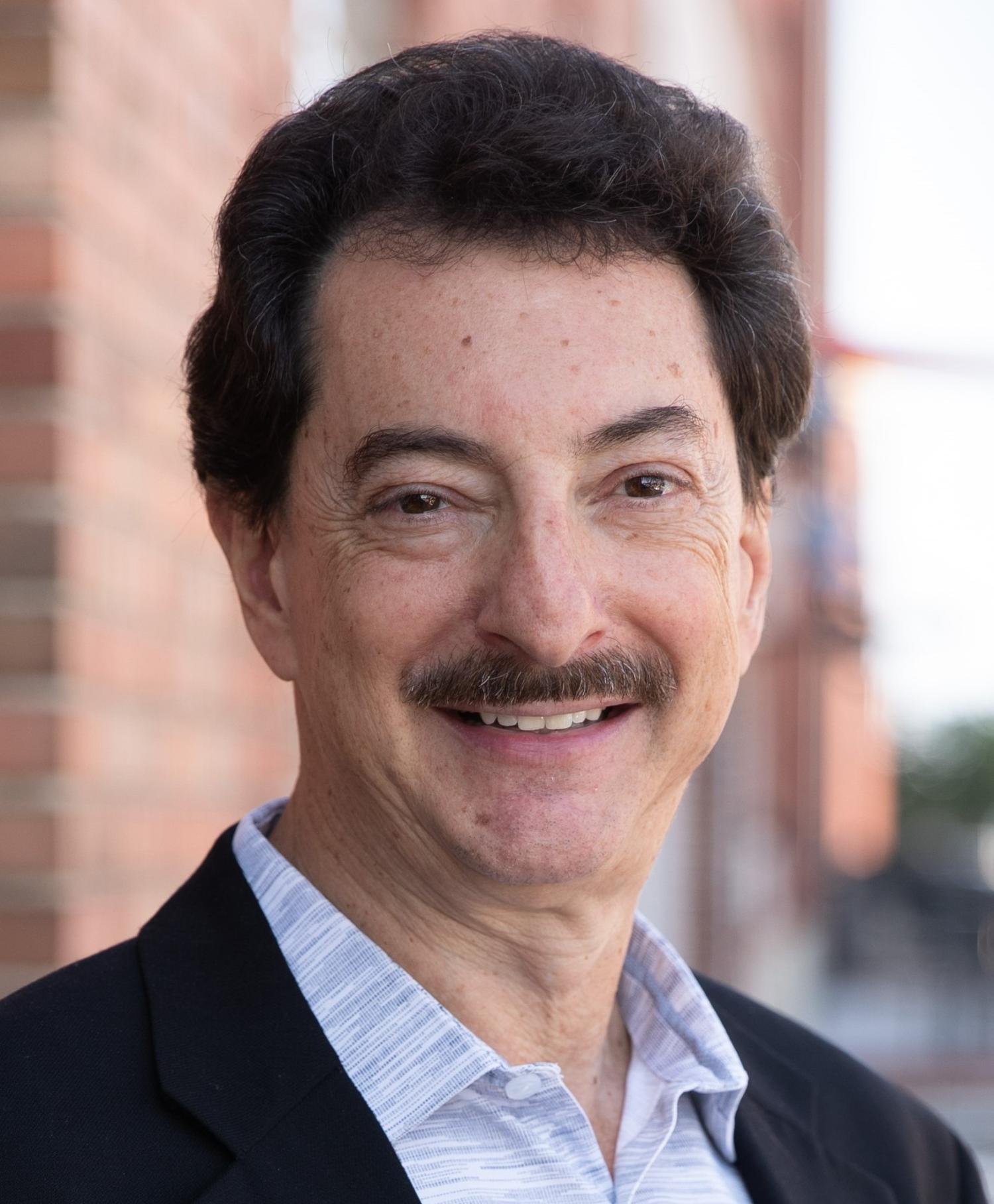 Leonard Segel Headshot