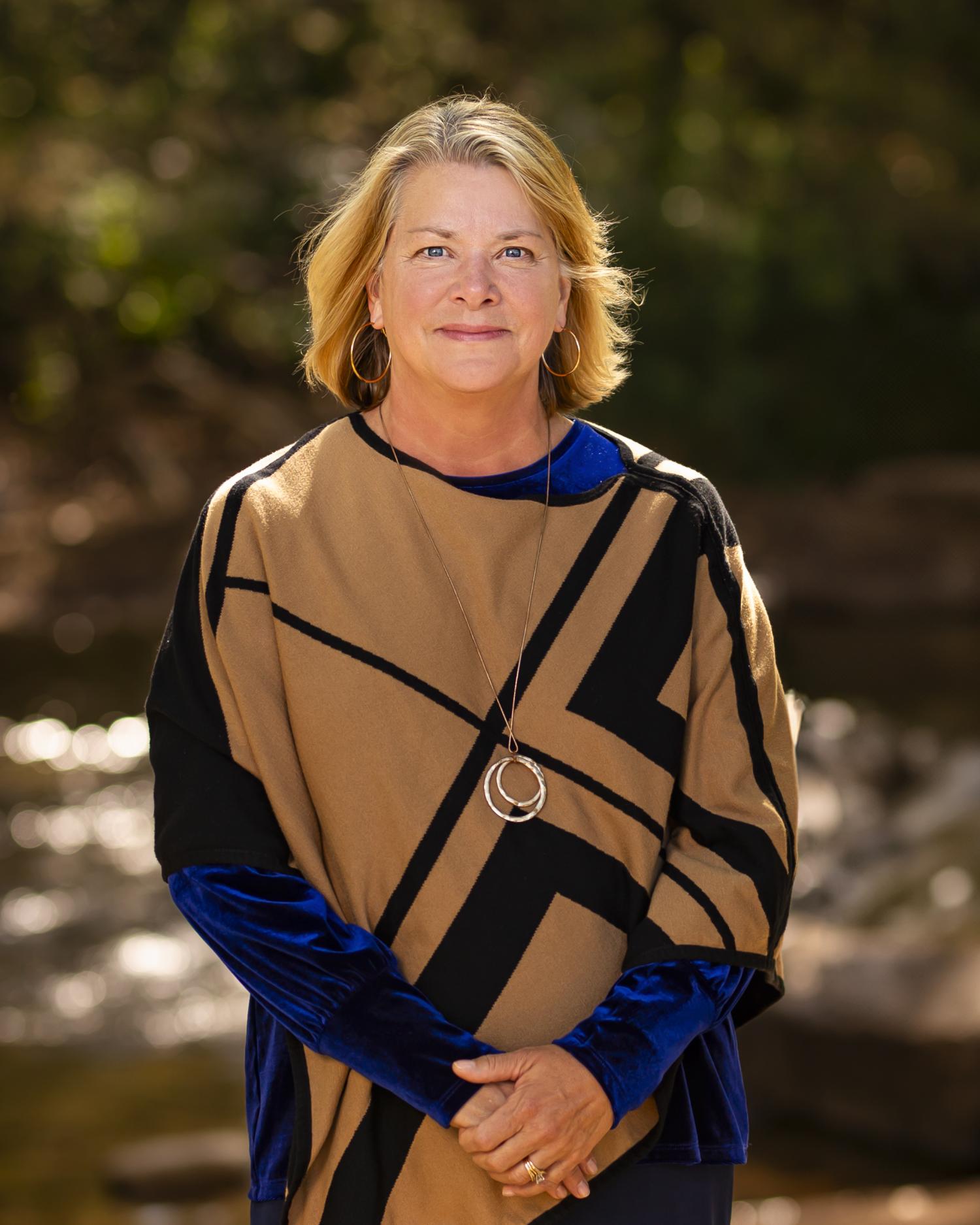 Linda Rad coach headshot