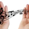 Music notes move from one person's mouth to another's ear
