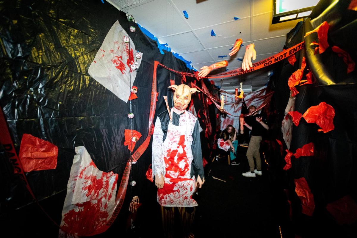 hauntend halls