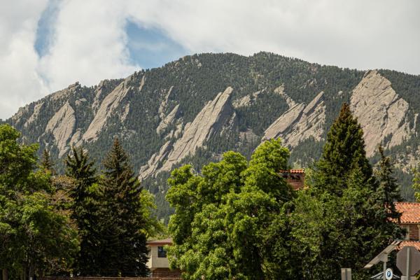 Boulder mountains
