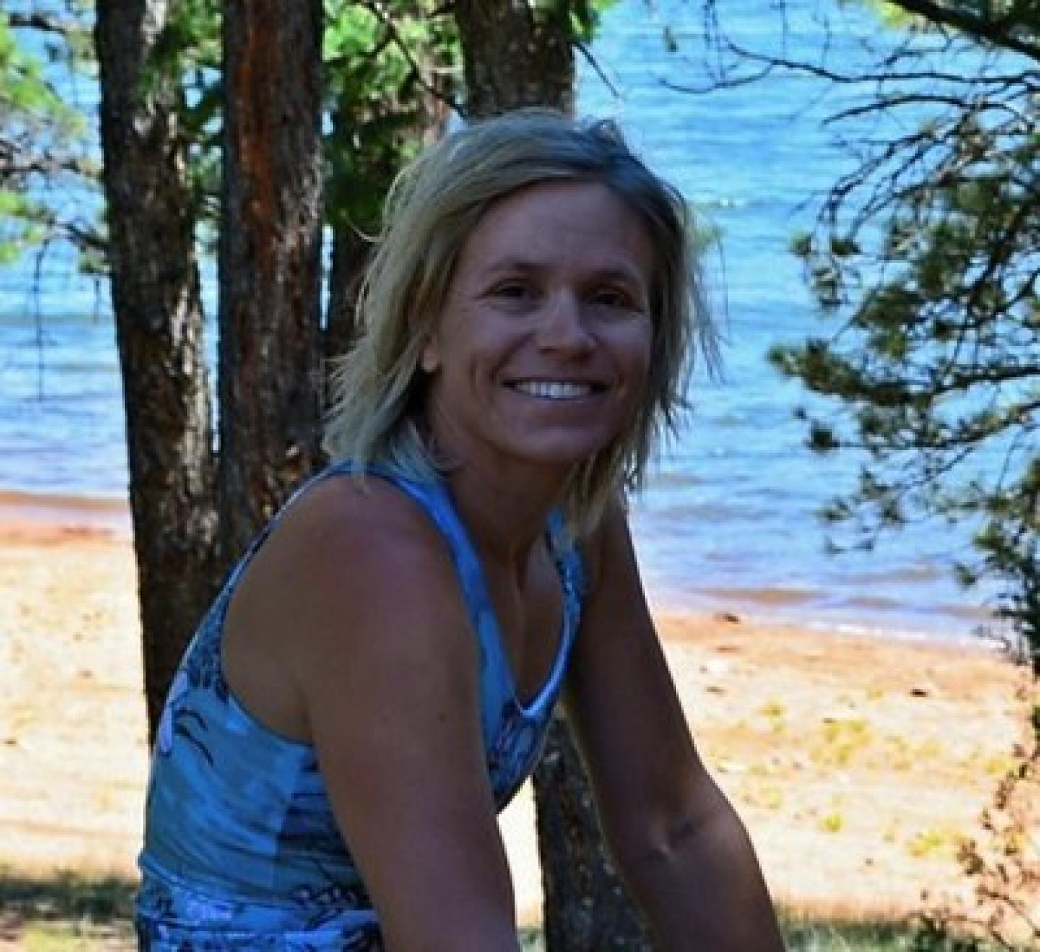 Prof. Jennifer Knight