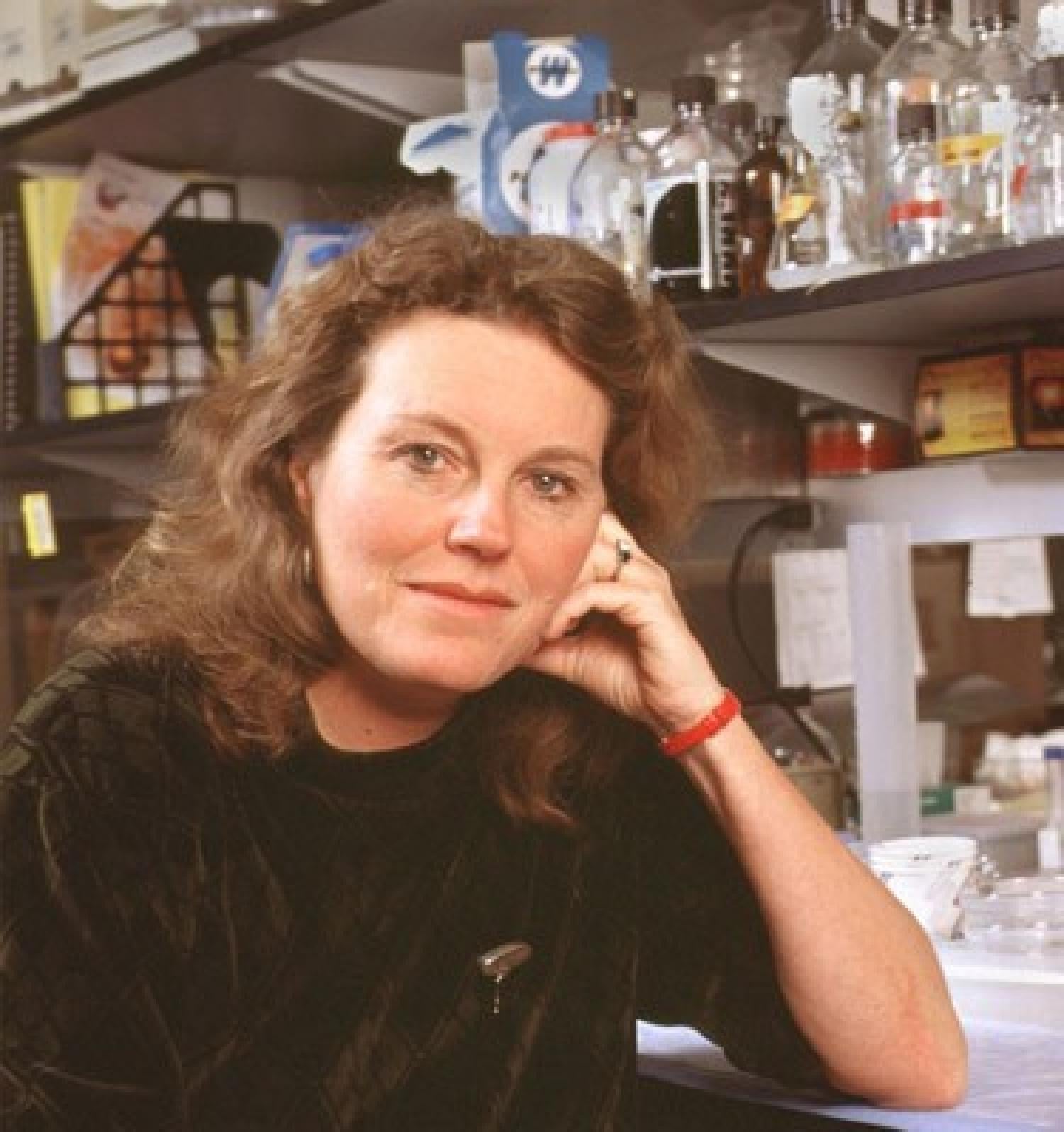 Prof. Leslie Leinwand