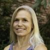 MCDB Associate Professor Jenny Knight