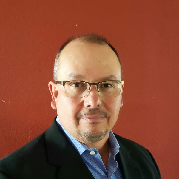 Tim Ruybal portrait photo