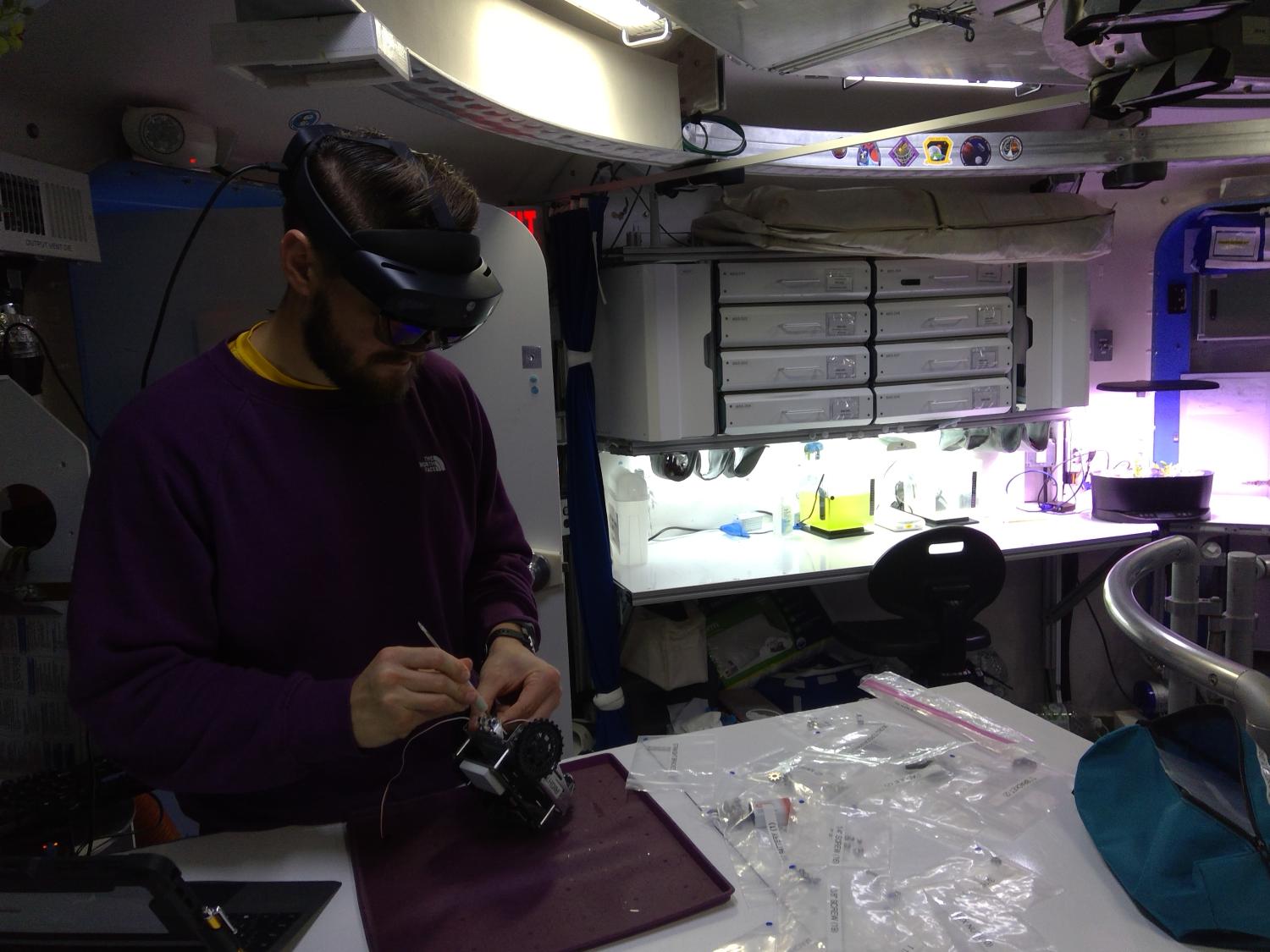 Robert Wilson in the HERA facility