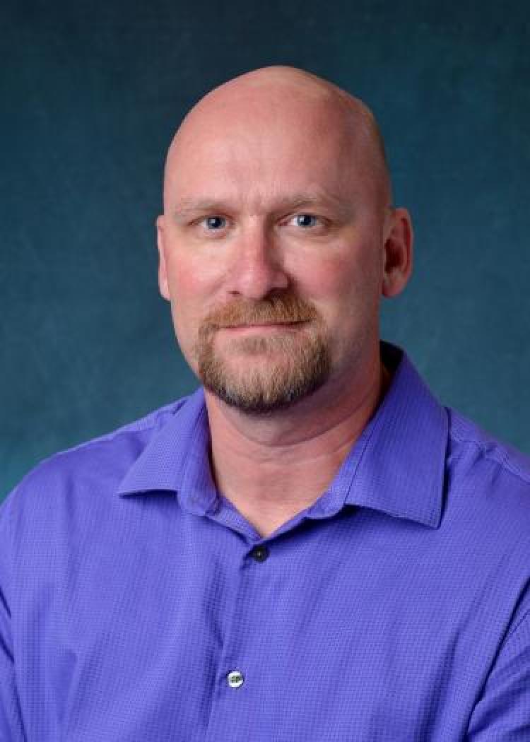 Dan Riffell head shot