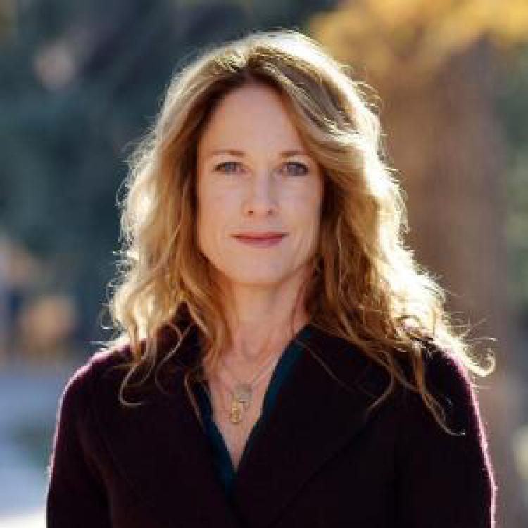Shelly Miller Headshot