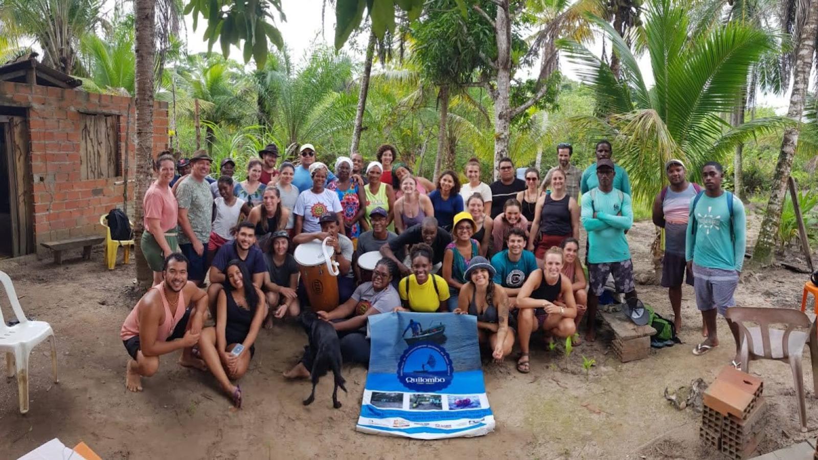 groups of studenst in Quilombo, Brazil