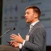  Assistant Professor Wyatt Shields presents at the 2023 Packard Fellows retreat.
