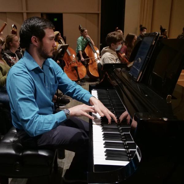Piano + keyboard