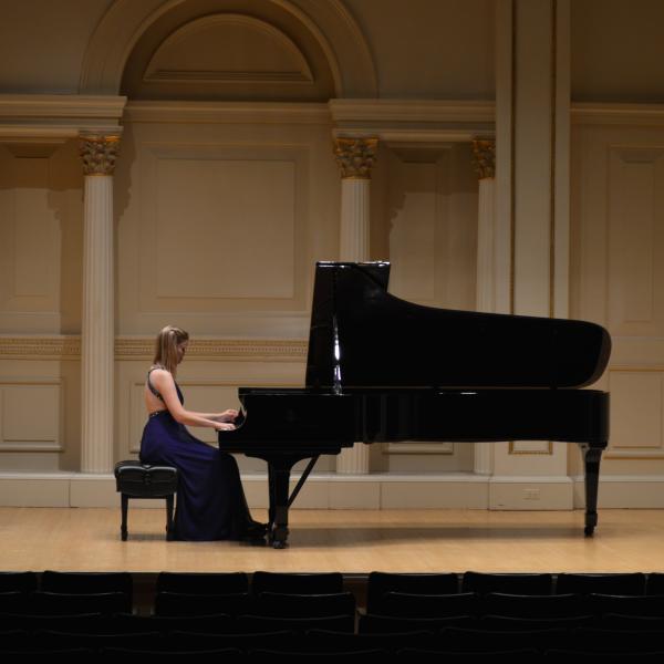 carnegie hall grace burns on stage