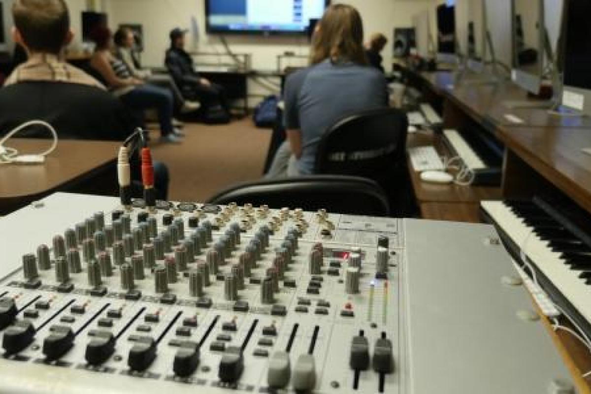 music technology class