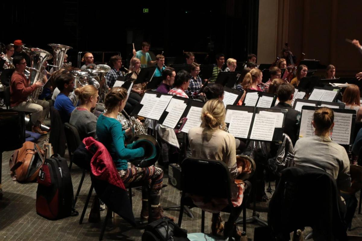 Conductor conducting