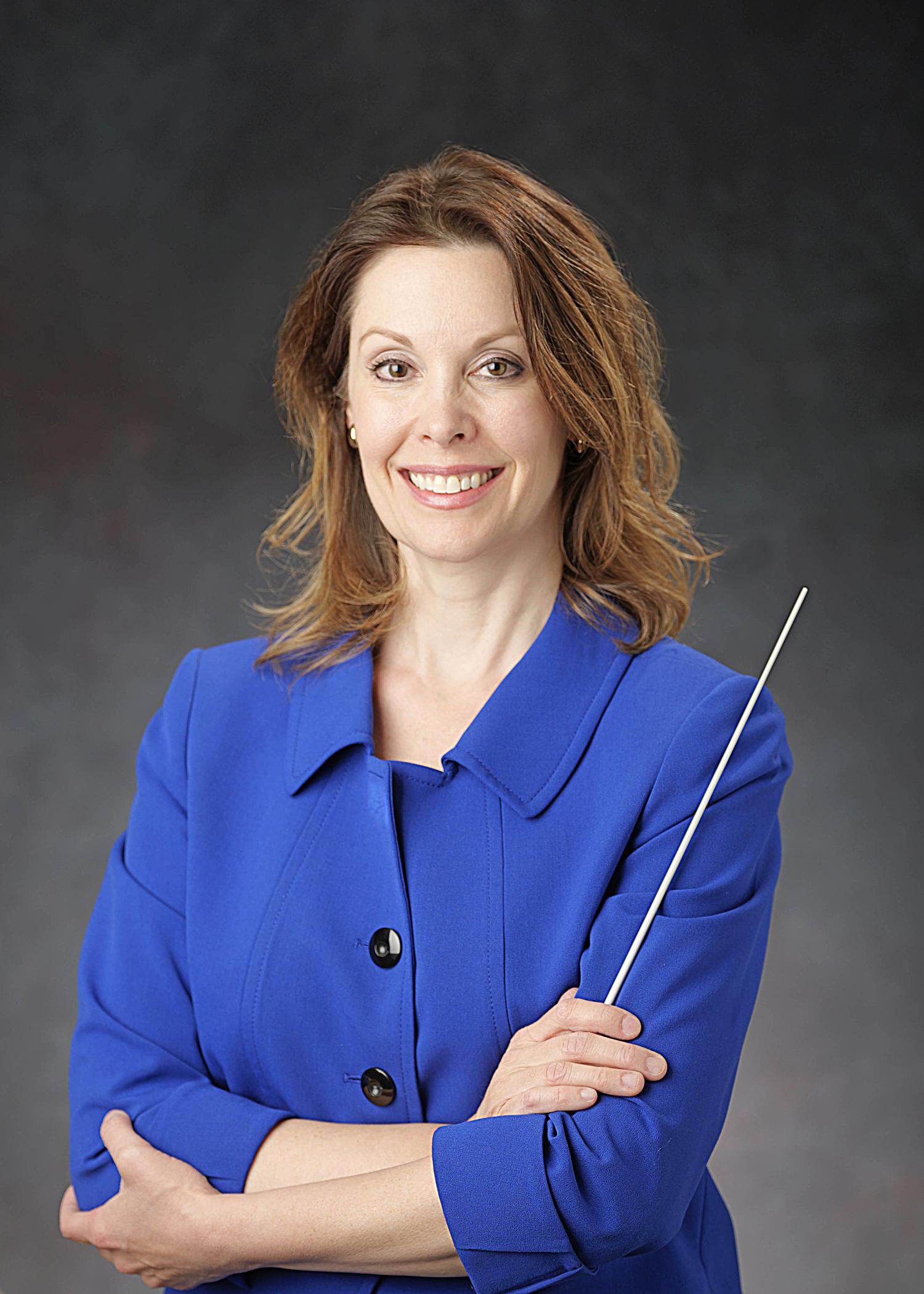 Elizabeth Swanson Headshot