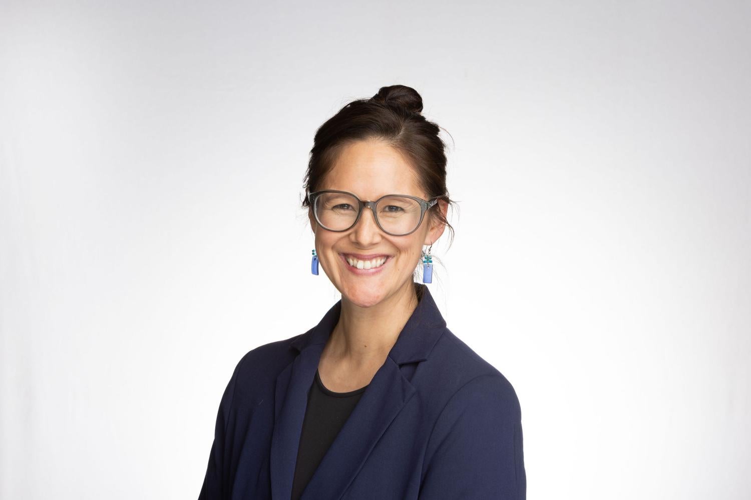 Emily Gee headshot