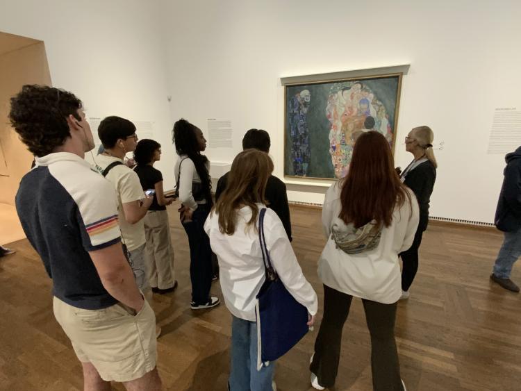Leopold Museum; the guide is explaining Gustav Klimt's "Death and Life."