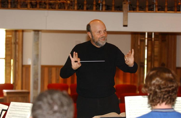 Allan McMurray conducting