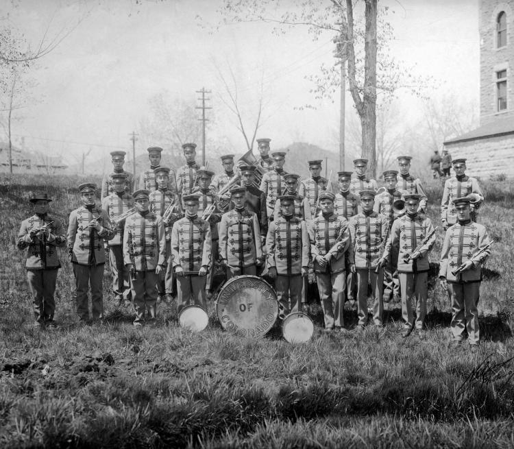 marching band in 1909