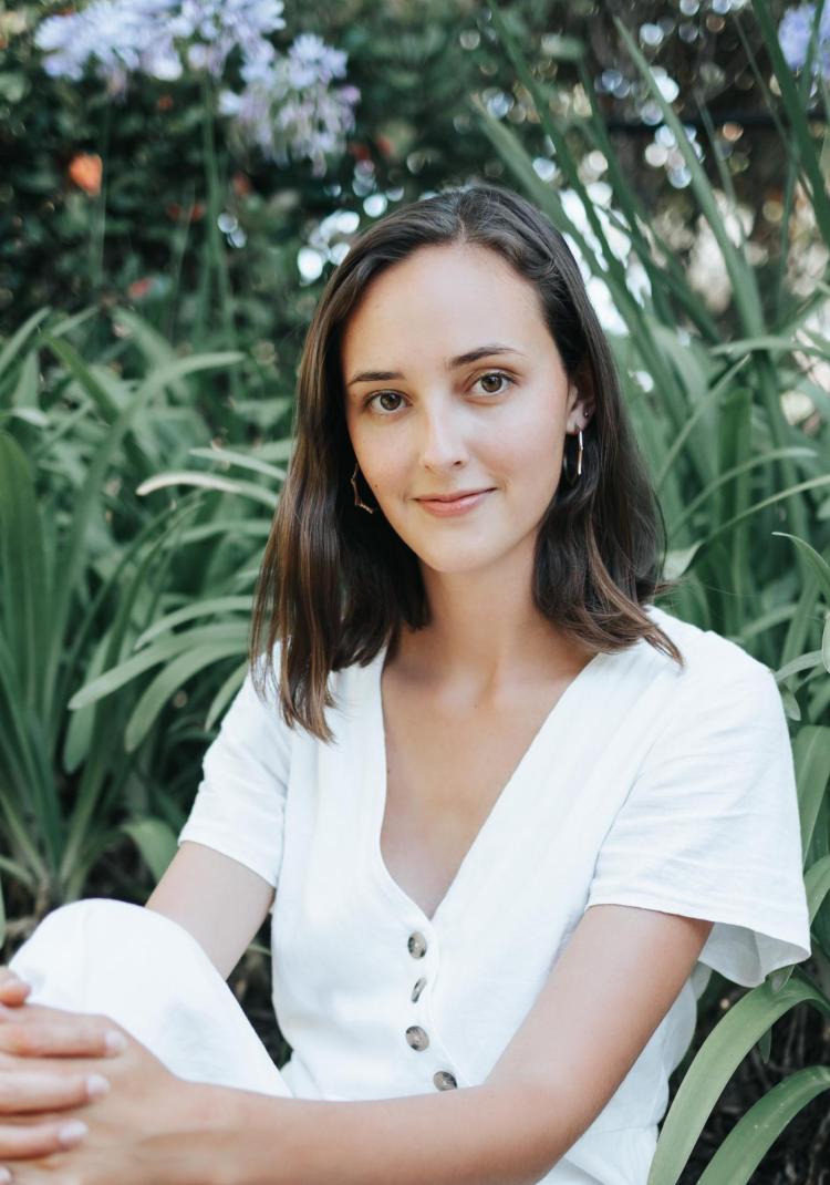 Alumna Indigo Fischer. Photo credit Cristina Cutts @cuttsphoto.