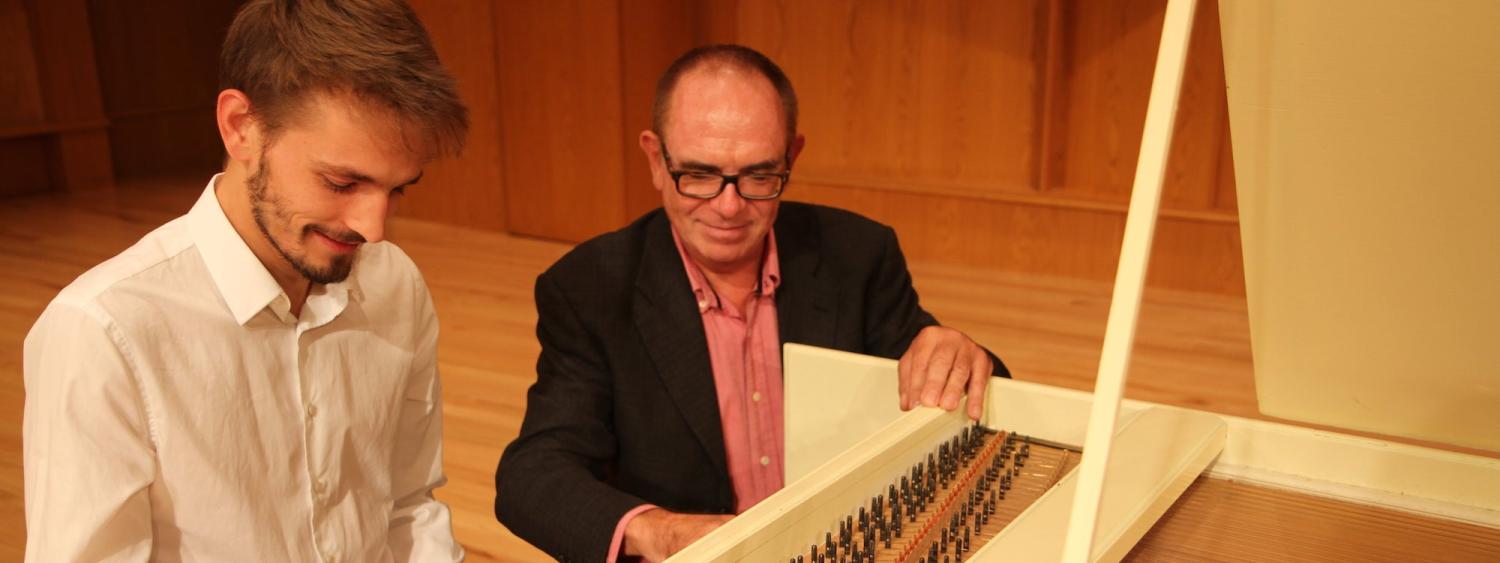 Professor of Harpsichord Robert Hill working with student