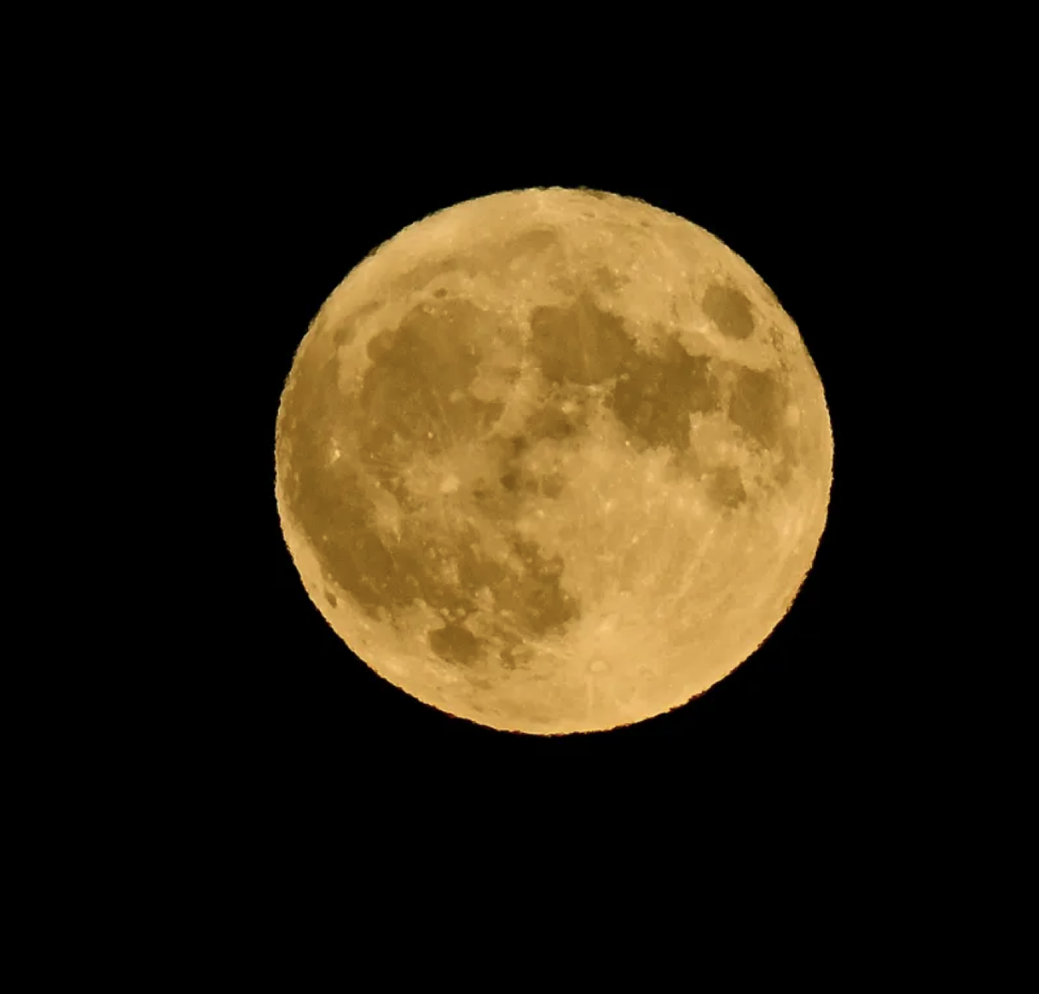 The moon rise is seen over Boulder County on Wednesday. Wednesday’s super moon appeared larger and brighter than at any other time this year. (Matthew Jonas/Staff Photographer)