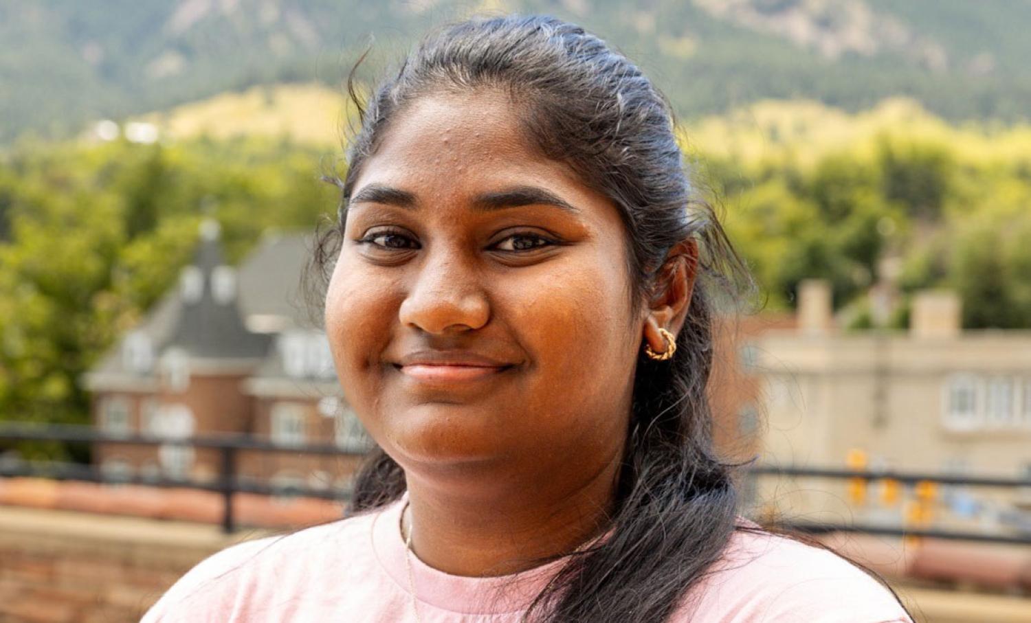 Sahithi Govardhanam