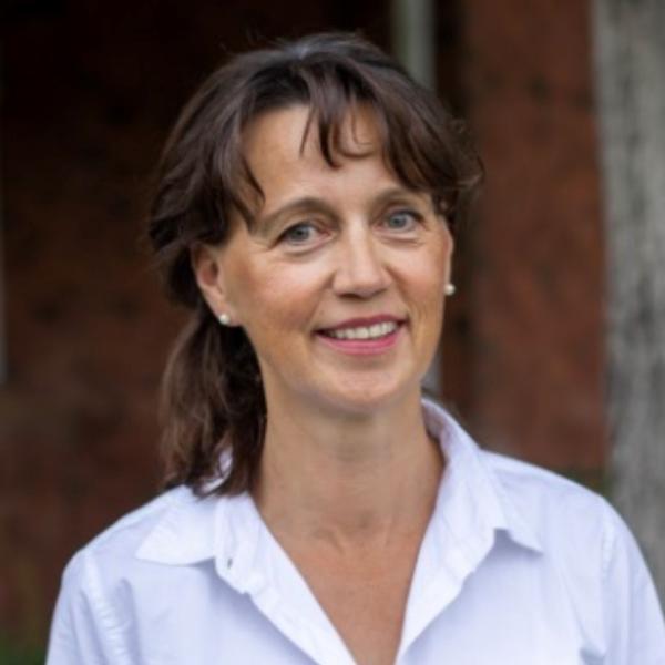 Anja Lange