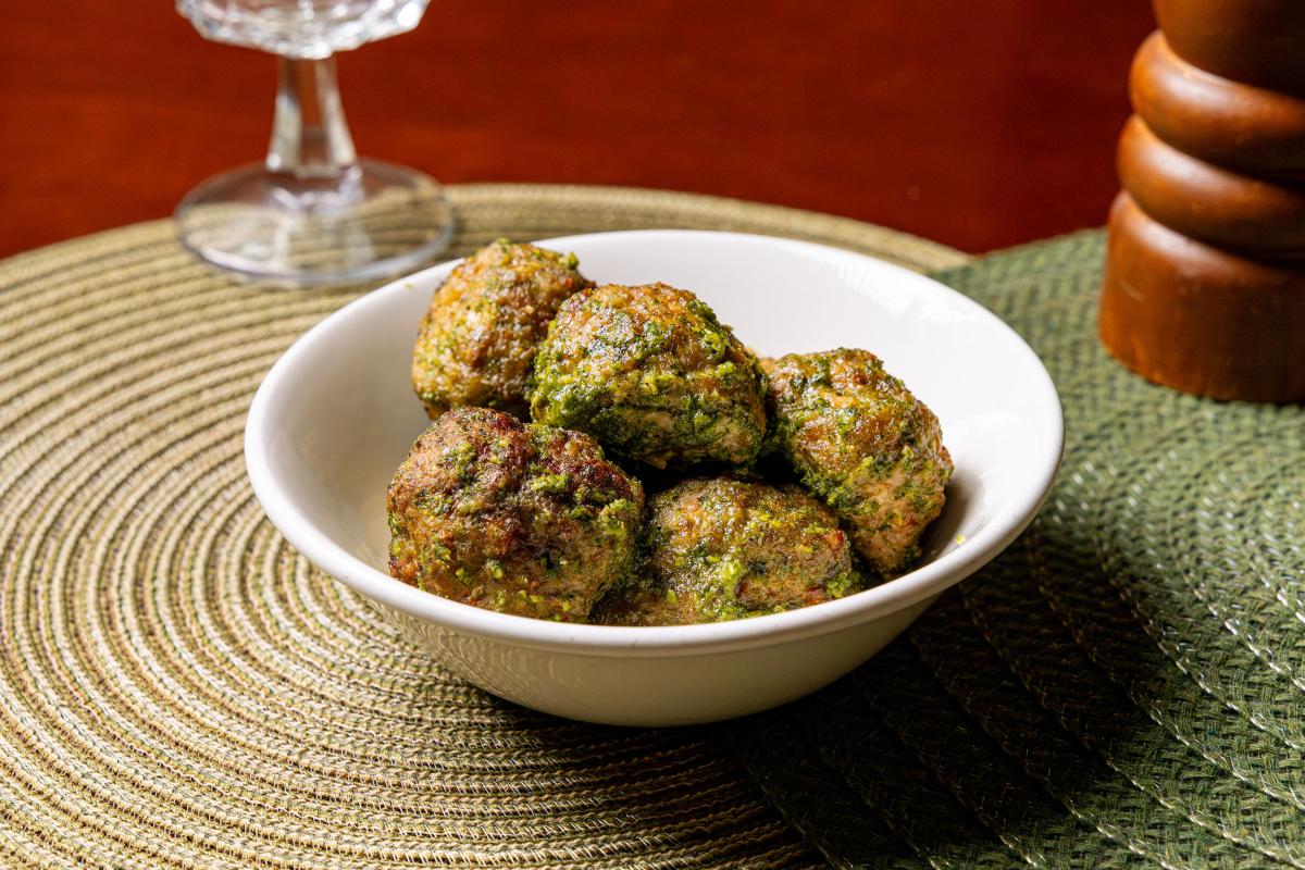 turkey pesto meatballs
